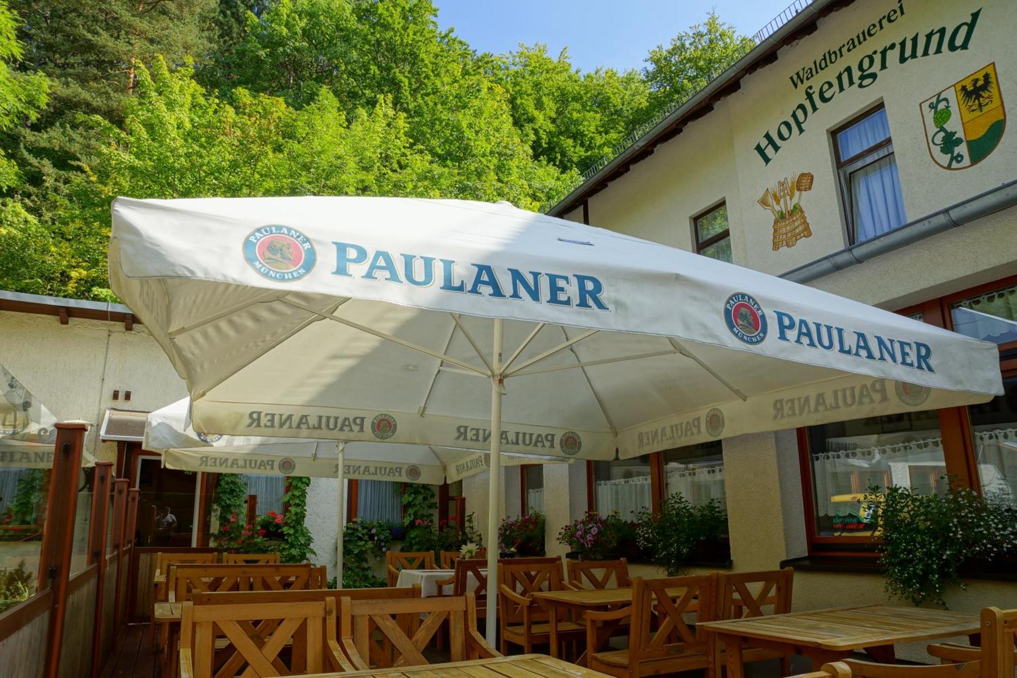 Hopfengrund Hotel Арнщат Екстериор снимка